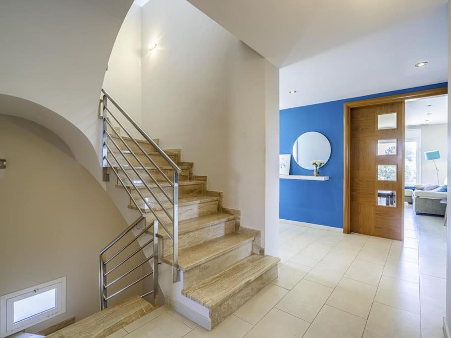 Вилла Casa Familiar Con Piscina Llica d'Amunt Экстерьер фото