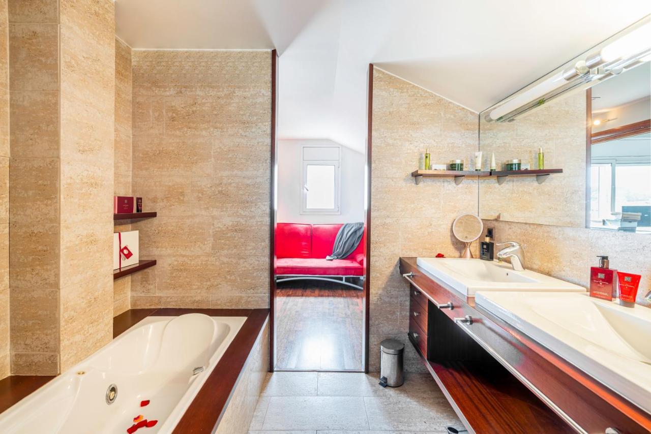 Вилла Casa Familiar Con Piscina Llica d'Amunt Экстерьер фото